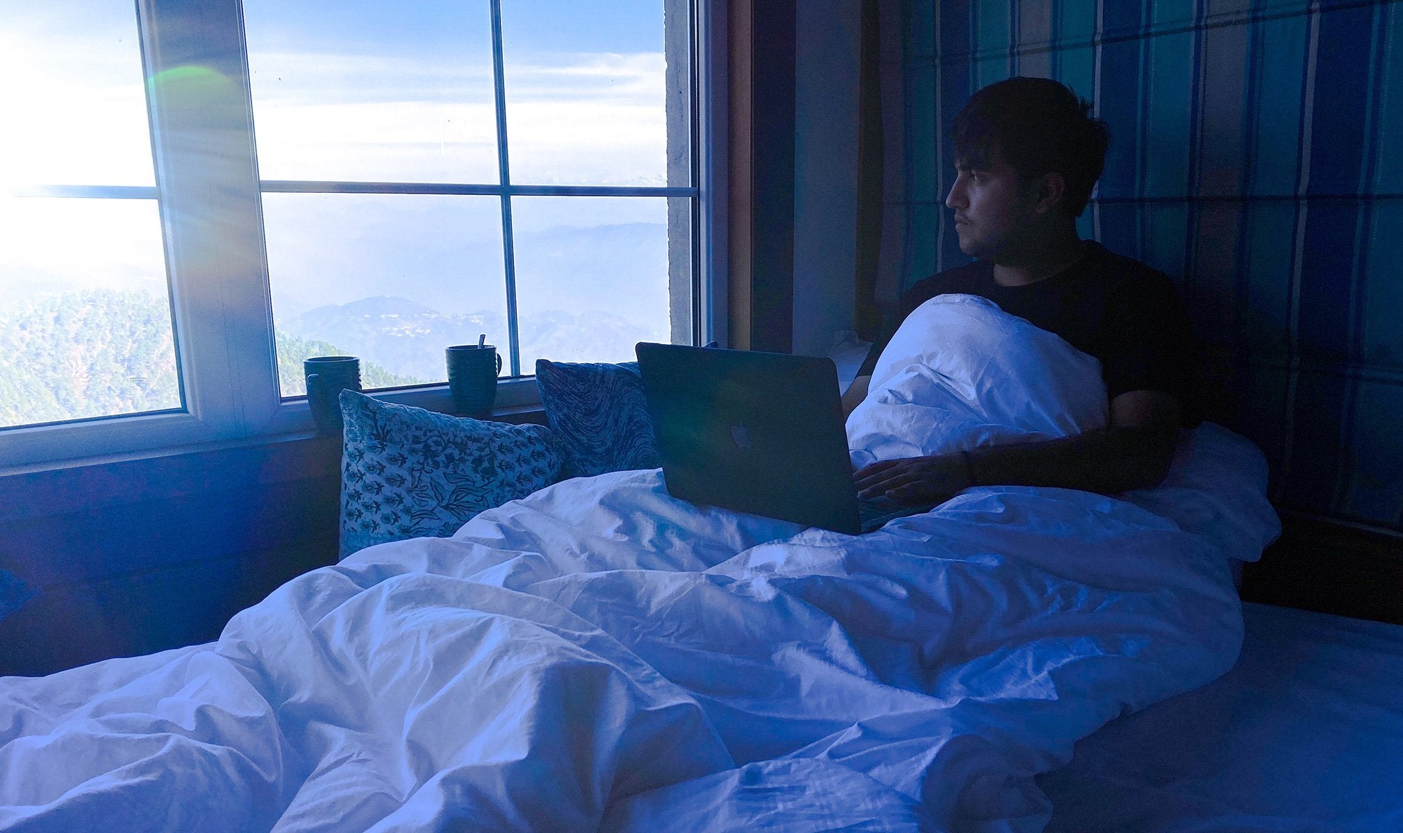 Things You Should Stop Doing Before Bed